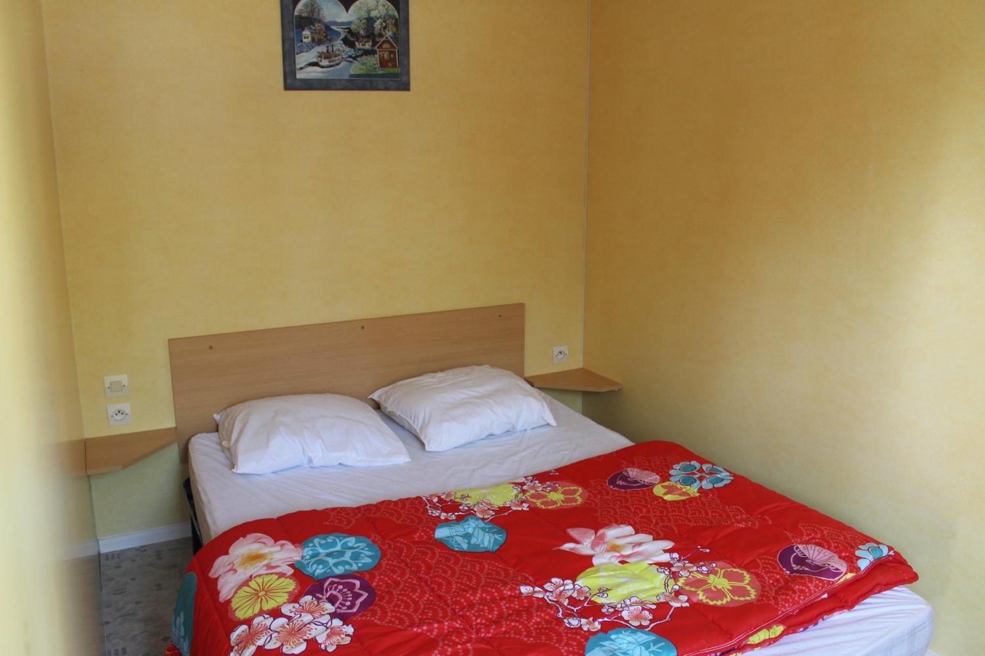 Camping Du Pontis Verteillac Esterno foto