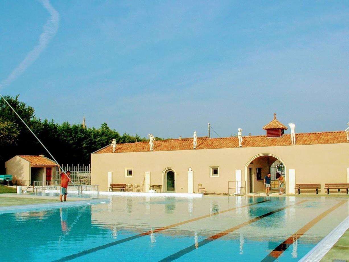 Camping Du Pontis Verteillac Esterno foto