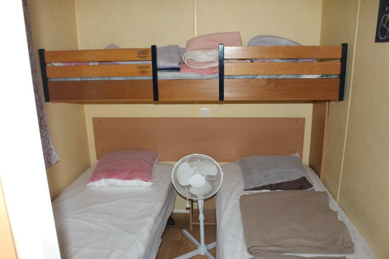 Camping Du Pontis Verteillac Esterno foto